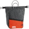 Petzl Sakab - Boulder-Chalkbag -Tatonka Verkäufe petzl sakab boulder chalkbag grey orange pe s037aa00 0